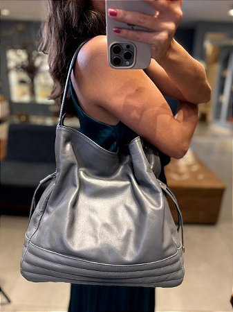 Bolsa Bucket em Pelica Grafite