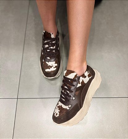 Tênis Solado Alto em Pelo Croco