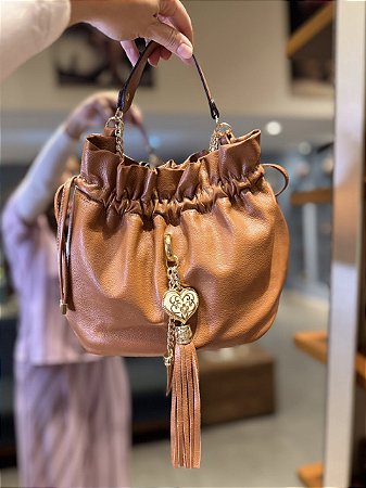 Bolsa Saco Charms Caramelo