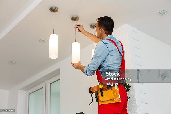 Instalar lustre, luminária ou spot simples