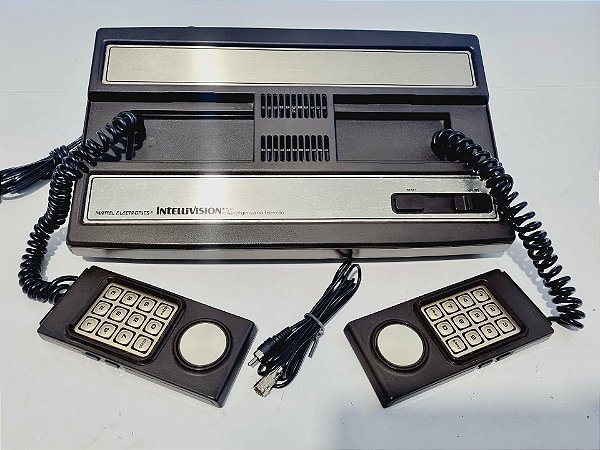 424- Console Intellivision funcionando perfeitamente