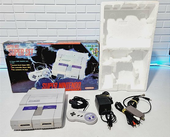 J100- Console Super Nintendo Lightining box