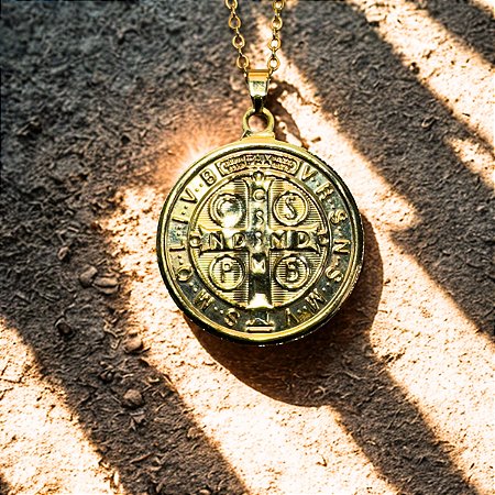 Colar Medalha de são bento 2,5CM