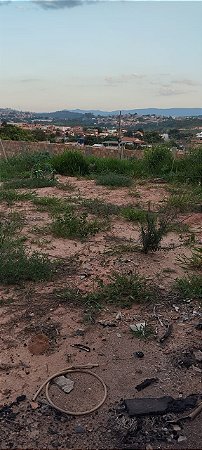 Lote 210m²