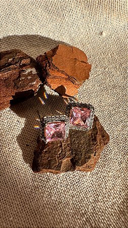 Brinco quadrado zircônia