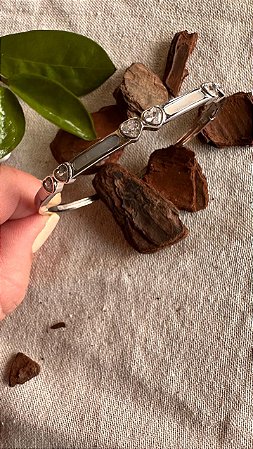 Bracelete com Zircônia e Madrepérola