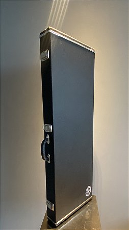 ESTOJO RÍGIDO (CASE) GUITARRA ELÉTRICA - RETANGULAR PRETO