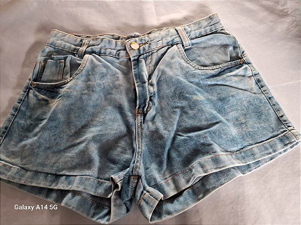 Short jeans