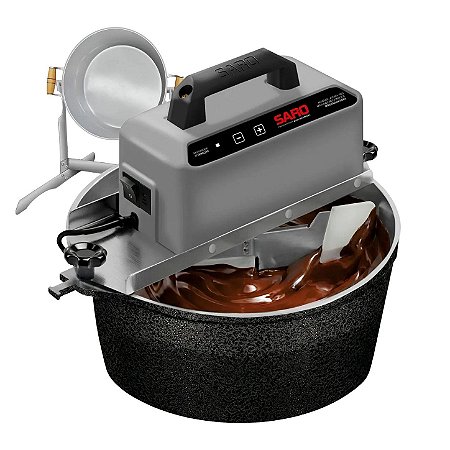Kit Panela Elétrica Automática de Brigadeiro 10 Litros Preta Saro + Suporte Vira Panela