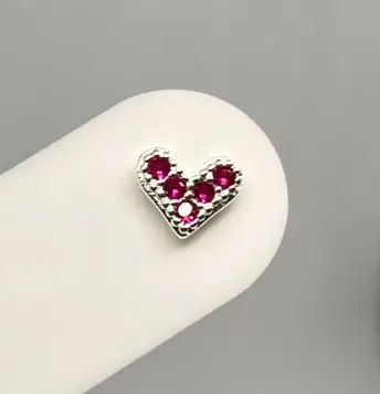 Brinco mini coração rosinha