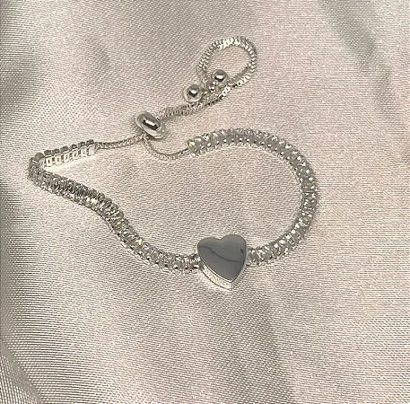 Pulseira regulável baguete cristal + coração liso