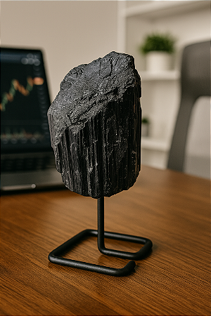 Turmalina Negra - Pedra Natural de Proteção e Equilíbrio