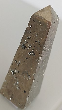 Pirita Torre Obelisco Polido - Cristal de Proteção e Prosperidade