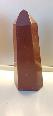 Obelisco Gerador de Jaspe Vermelho