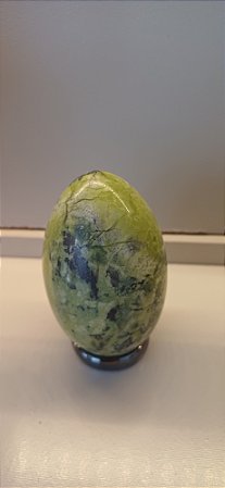 Ovo de Serpentinita Verde Natural