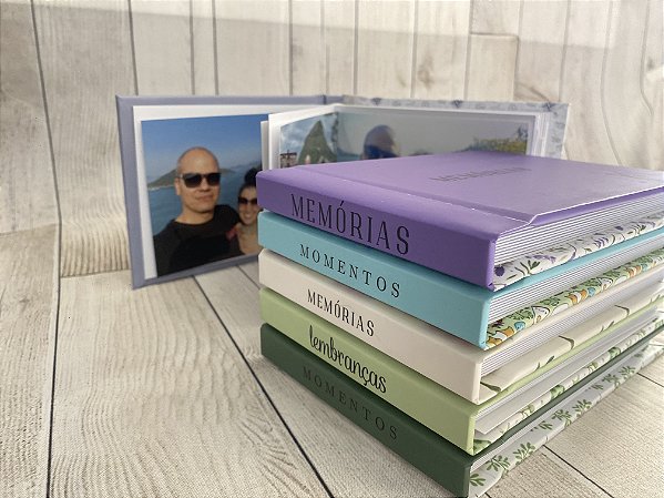 Álbum de colagem personalizado