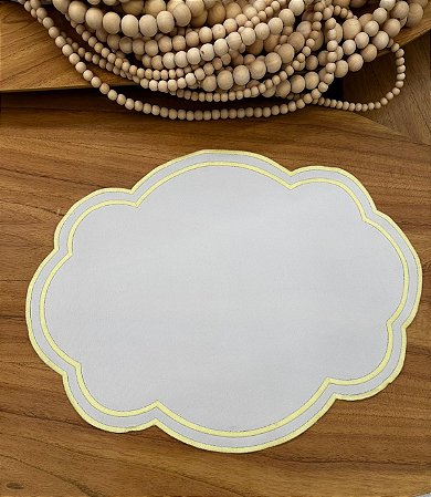 Americano Nuvem Oval Amarelo