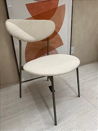 Cadeira Thalita Champanhe e Boucle