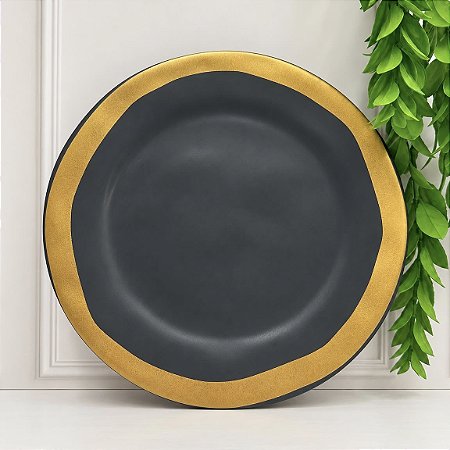 Prato Sobremesa Preto c/ Filete Amassada