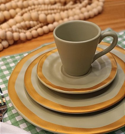 Xícara Chá Verde Filete Amassada