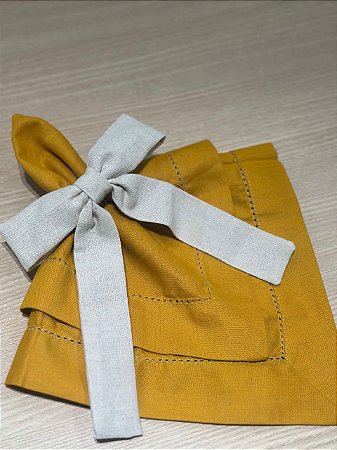 Guardanapo Linho Misto Ponto Ajour 45x45 Mostarda