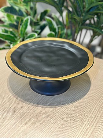 Prato Bolo c/ pé Preto Filete Amassada