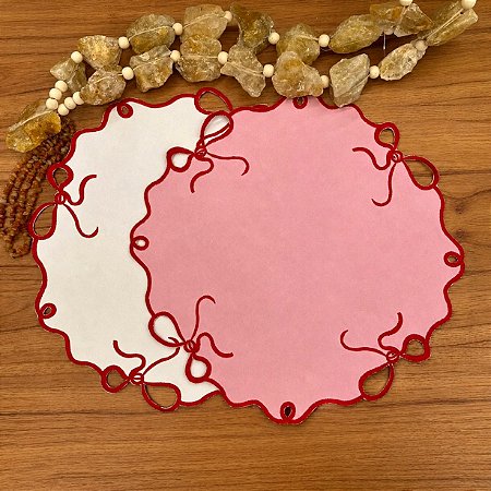 Americano Laço Vermelho/ br e rosa 39 cm