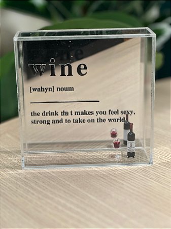 Caixa acrílica Wine frase espelhado
