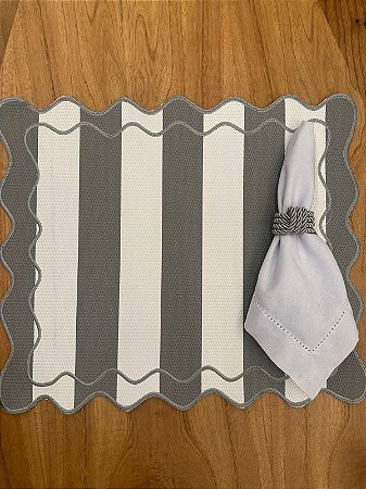 Americano retangular listrado cinza