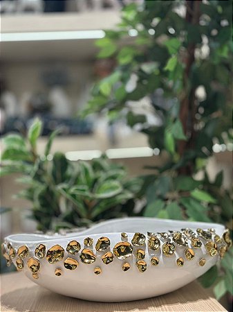 Centro de mesa cerâmica branco e dourado