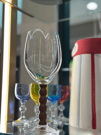 Taça vidro haste madeira esfera 510ml