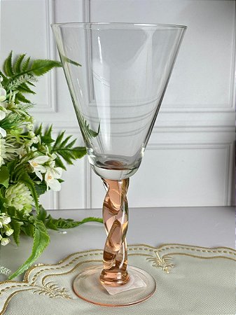 Taça vidro transparente trança rosa 390 ml