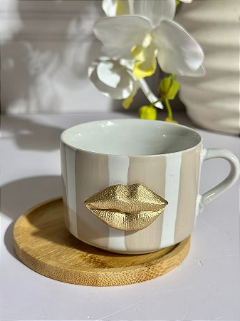 Xícara com pires artesanal listra boca dourada