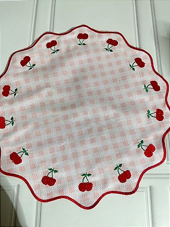 Americano redondo xadrez rosa com cereja