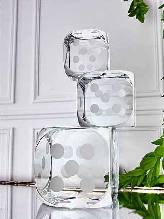 Peça decorativa dados cristal transparente