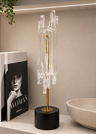Escultura Metal e Cristal - M
