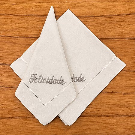 GUARDANAPO BORDADO PRATA “FELICIDADE”