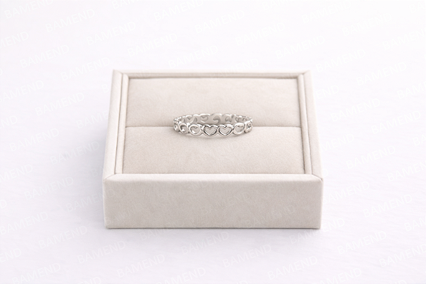 Anel Corações Vazado - Prata 925