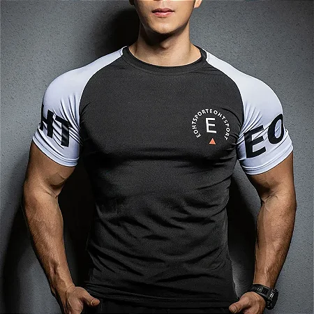 Camiseta Esportiva Fino Ajuste Elástico de Secagem Rápida - Masculina
