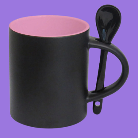 Caneca Mágica Preta com Interior Colorido com Colher