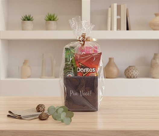 Cesta Pra Você Heineken ou Coca Cola, Doritos e Chocolate