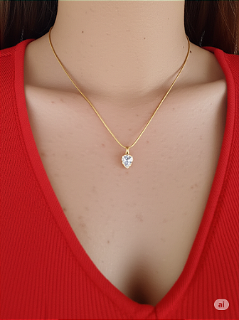 Colar Coração Cristalino Dourado Delicado