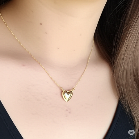 Colar Coração Dourado Radiante