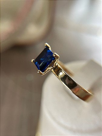 Anel de Formatura em Ouro 18K com Safira Azul Retangular