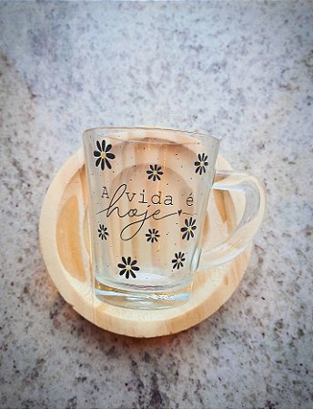 MINI XÍCARA COM PIRES DE MANDEIRA