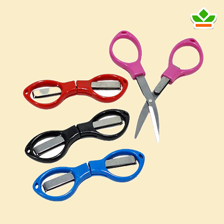 TESOURA FUMAZA DOBRAVEL PLASTICO | 10 UND