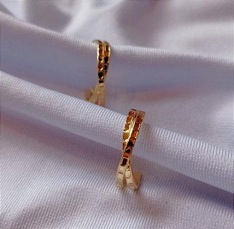 Brinco Argola Fio Cruzado Estilo Fino Banhado Ouro 18k Antialergico
