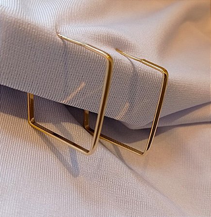 Brinco Argola Quadrada Lisa Moderna Banhado Ouro 18k Antialergico