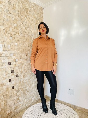 Camisa Elegante em Tricoline Manga Longa