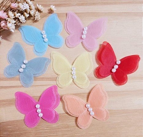 Borboleta com pérolas